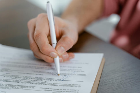 Din guide til de mest anvendte certificeringer inden for træpiller